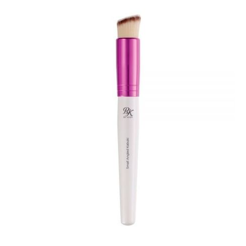 RUBY KISSES ANGLED KABUKI BRUSH RMUB08